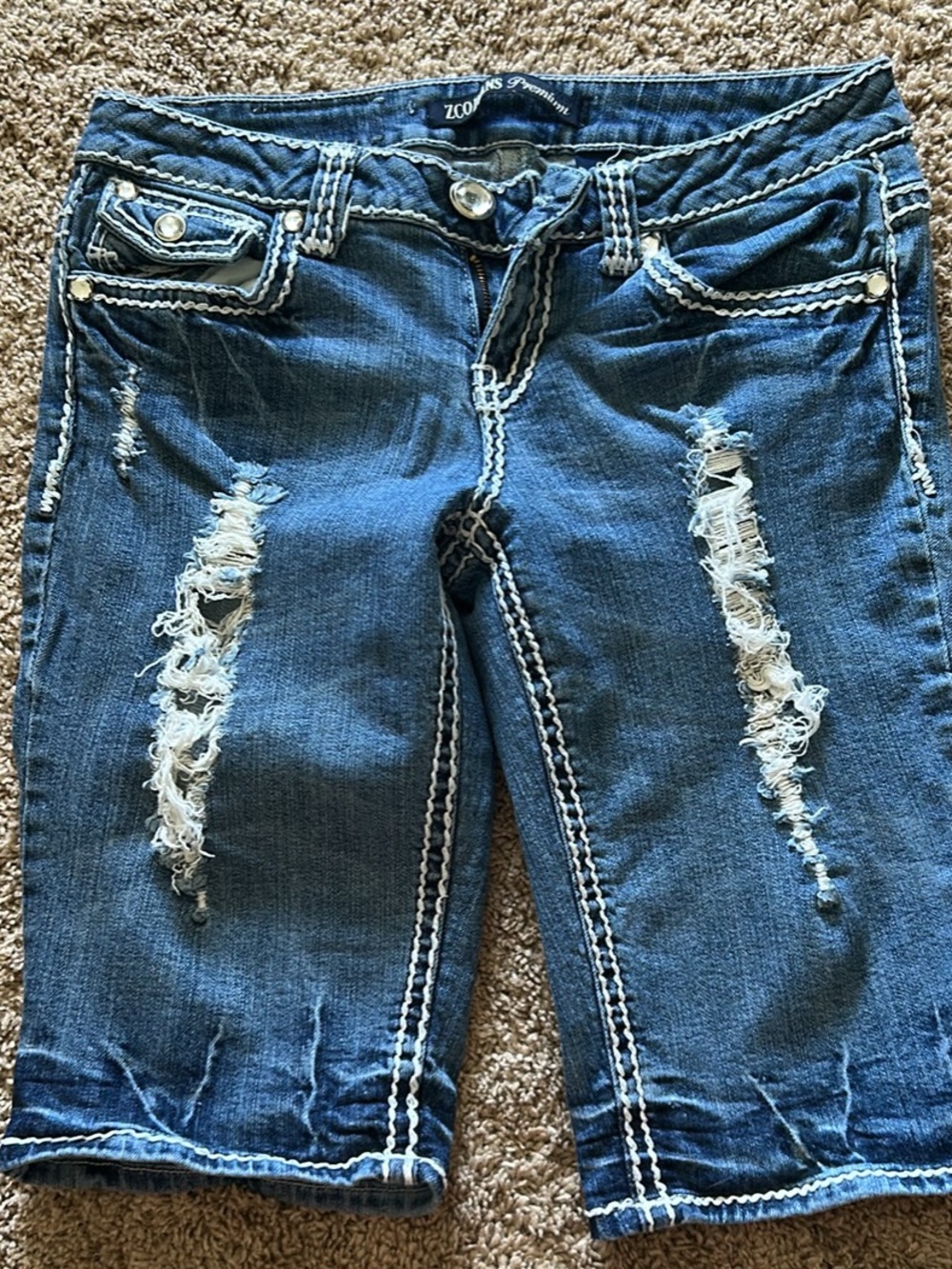ZCO Distressed Dark Blue Women's Cropped Denim Shorts